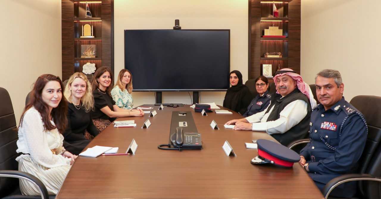 وكيل وزارة الداخلية يستقبل نائب سفير المملكة المتحدة لدى مملكة البحرين<
