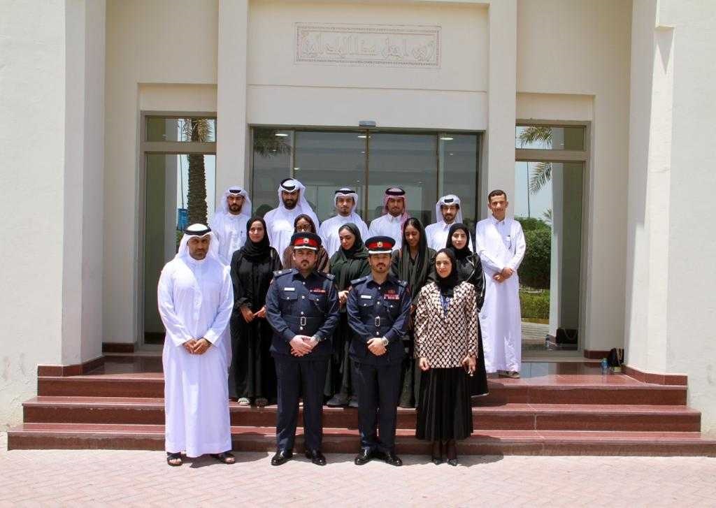 شرطة الجنوبية تختتم البرنامج التدريبي لعدد من طلبة العيادة القانونية وحقوق الإنسان بجامعة البحرين<