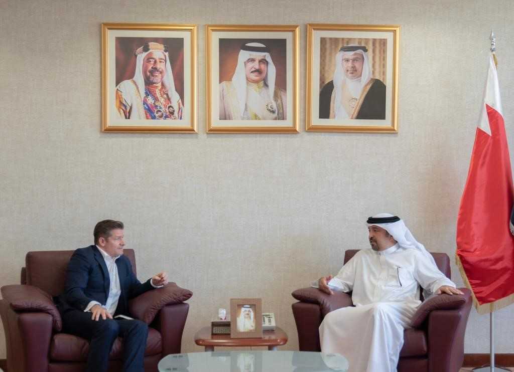 رئيس الجمارك يستقبل المدير التنفيذي الجديد لشركة 