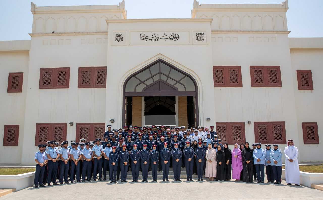 رئيس الأمن العام يشهد ختام فعاليات المعسكر الصيفي للأكاديمية الملكية للشرطة ويشيد بدوره في إعداد الشباب وتعزيز الهوية الوطنية<