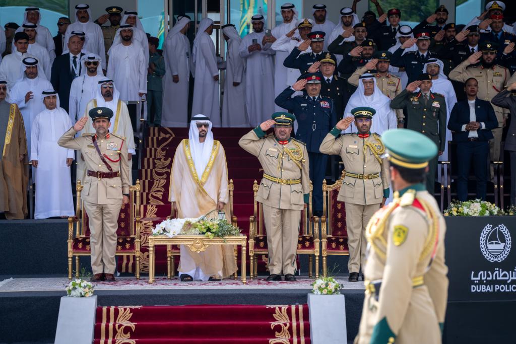 رئيس الأمن العام يحضر حفل تخريج أكاديمية شرطة دبي ويشيد بما وصلت إليه شرطة دبي من تطور وتقدم بالأداء الميداني والتأهيل العلمي المتميز<