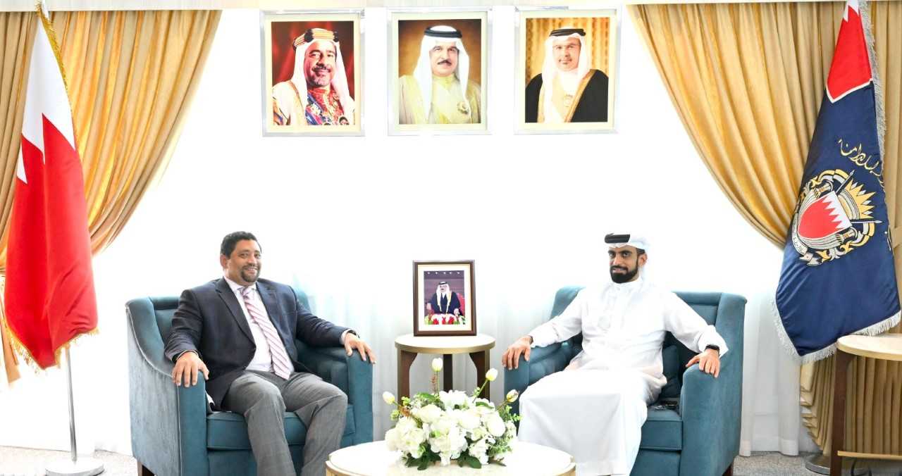 مدير عام تنفيذ الأحكام والعقوبات البديلة يستقبل نائب السفير الأمريكي لدى البحرين<