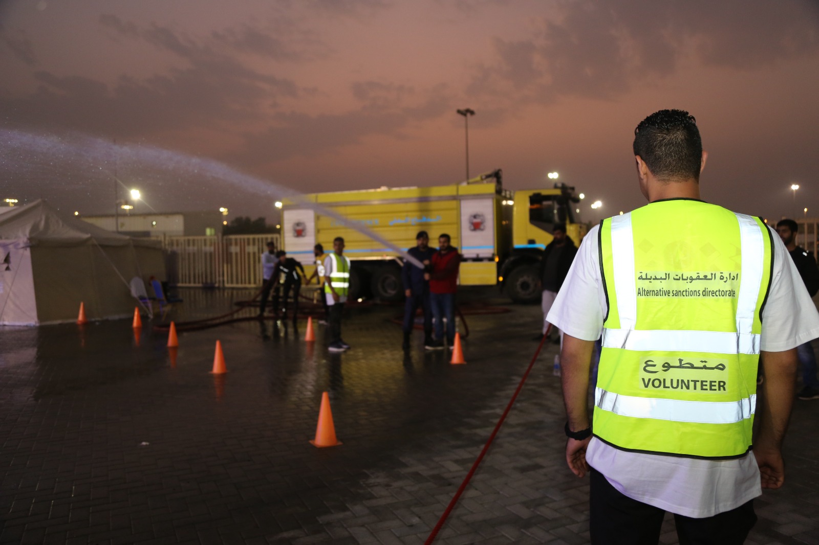 الإدارة العامة لتنفيذ الأحكام والعقوبات البديلة تشارك بعدد من المستفيدين من العقوبات البديلة في فعالية اليوم الوطني الرياضي في حلبة البحرين الدولية<