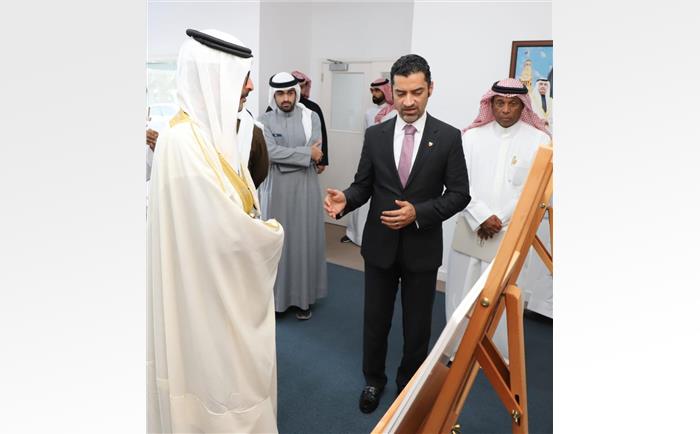 سمو محافظ المحافظة الجنوبية يستقبل وزير شئون البلديات والزراعة.. سمو المحافظ: تكثيف الجهود لمتابعة احتياجات الأهالي المتعلقة بالجوانب الخدمية والتنموية بالتعاون مع الجهات المختصة<