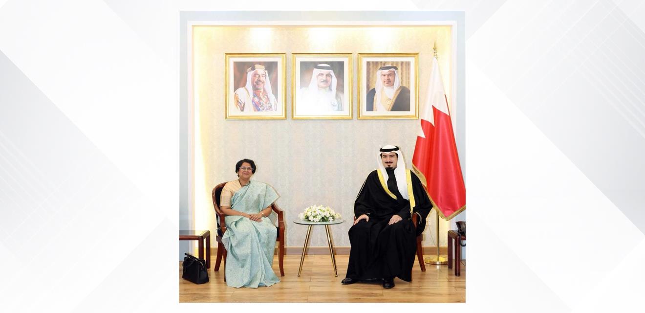  محافظ العاصمة يستقبل سفيرة سريلانكا لدى المملكة<